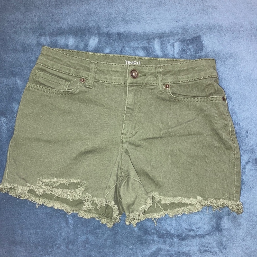 Frayed Army Green Short